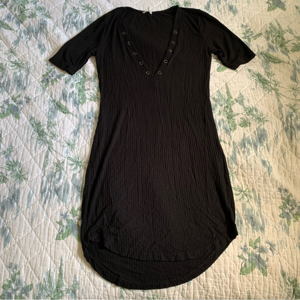 Lush Deep V Neck Short Sleeve Mini Dress Black Grommets S